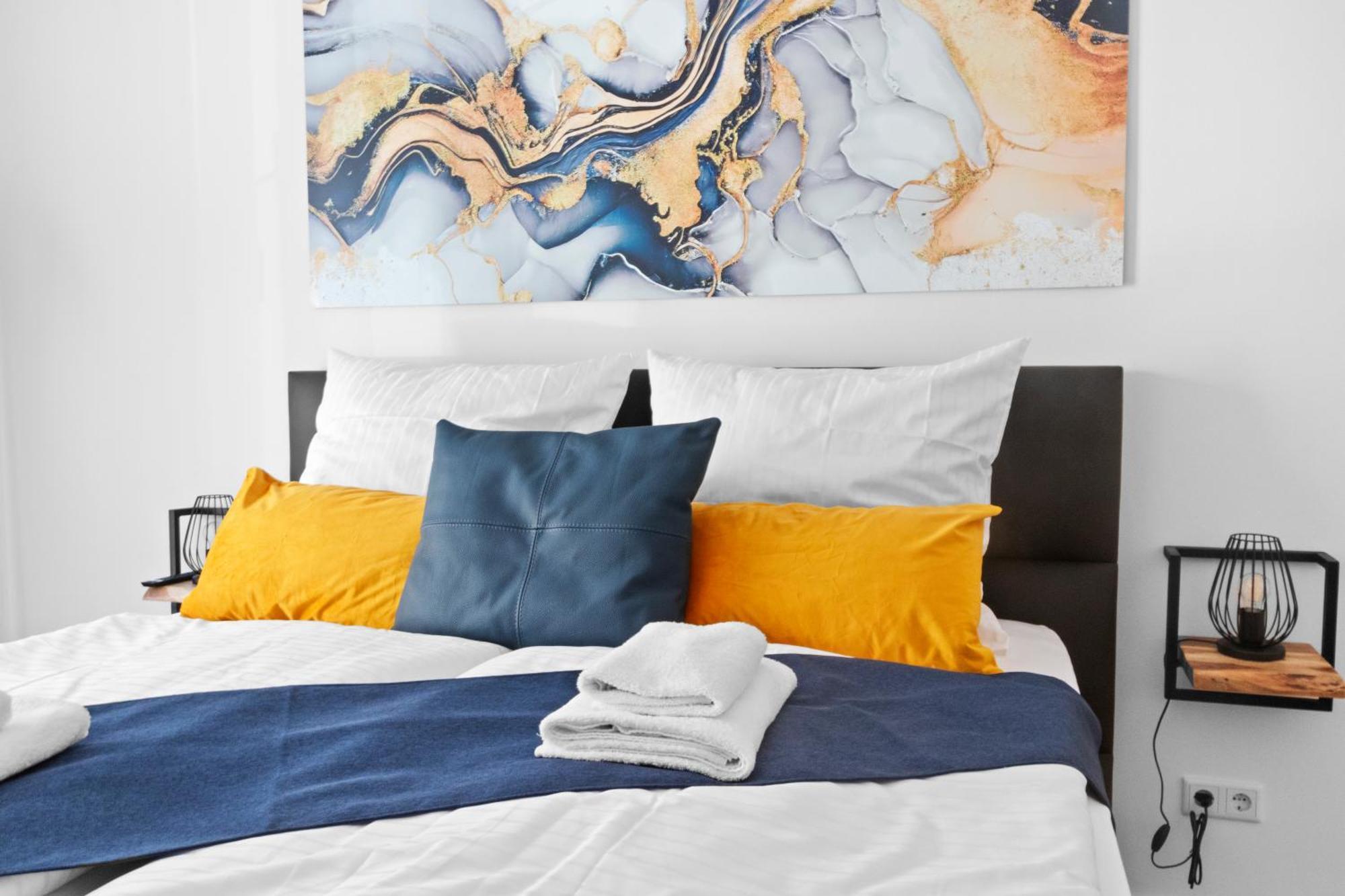 Luxus Im Zentrum Fuer 6 Personen! 3 Zimmer, Balkon, Wlan, Parkplatz *